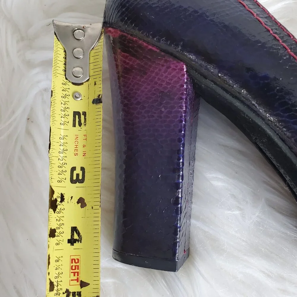 Kenneth Cole Reaction Purple Embossed Snakeskin Block High Heel Shoes SZ 8 - Picture 11 of 13